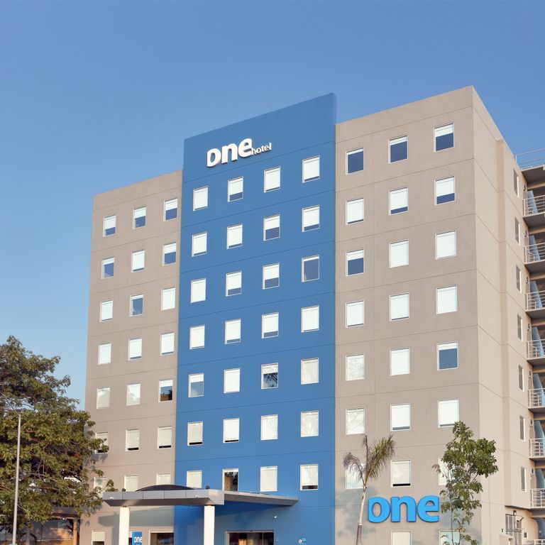 One Acapulco Diamante