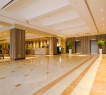 Crowne Plaza Hotel Managua Lobby