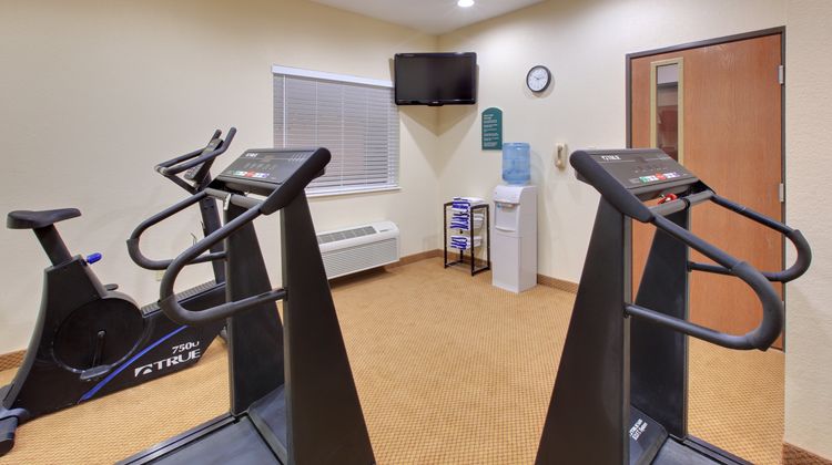 Holiday Inn Express Hotel & Suites Health Club