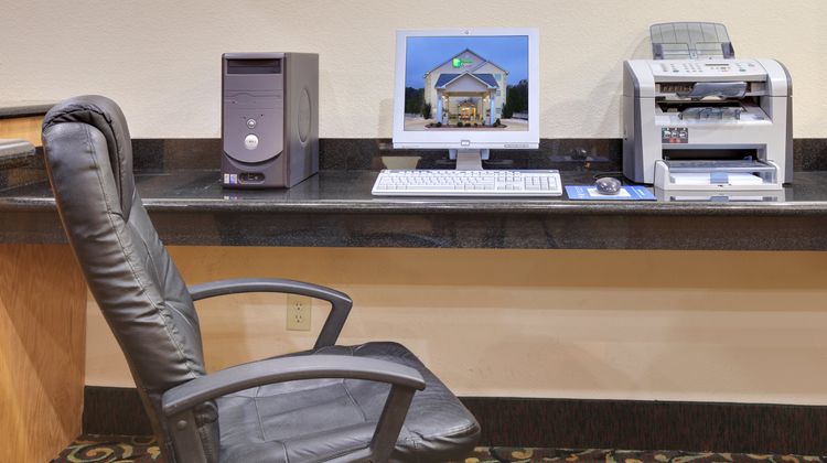 Holiday Inn Express Hotel & Suites Other