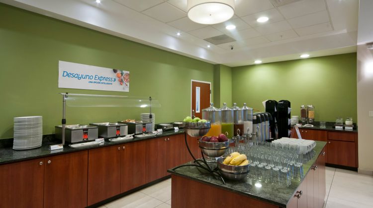 Holiday Inn Exp Veracruz Boca del Rio Restaurant