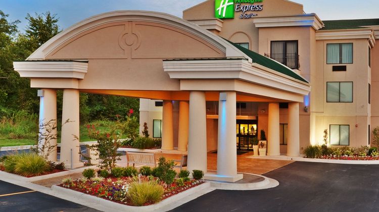 Holiday Inn Express Exterior