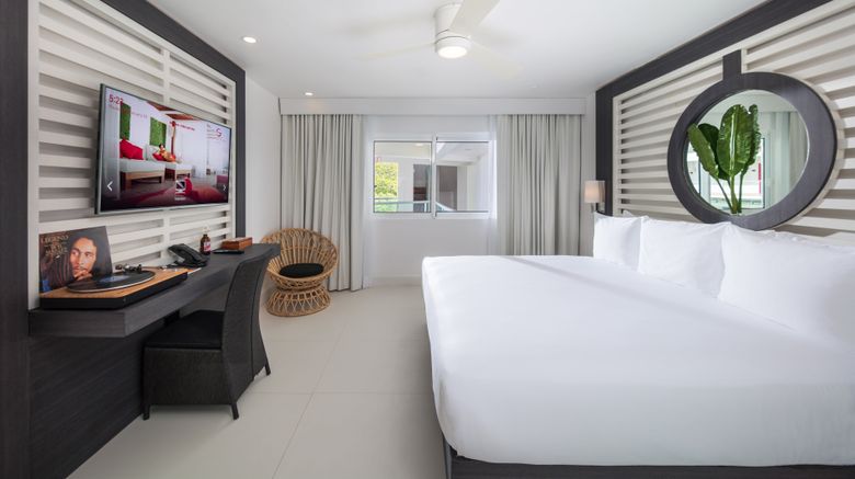 <b>S Hotel Jamaica Room</b>. Images powered by <a href="https://www.leonardoworldwide.com/" title="Leonardo Worldwide" target="_blank">Leonardo</a>.