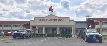 Red Carpet Inn Exterior