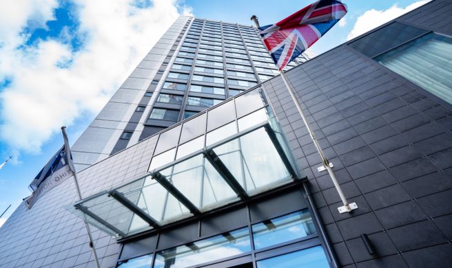 Holiday Inn Express Snow Hill Exterior