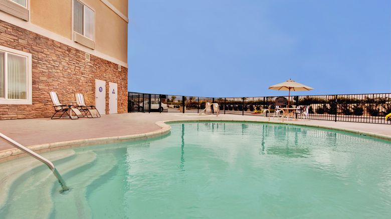 <b>Holiday Inn Express Hotel & Suites Pool</b>. Images powered by <a href="https://www.leonardoworldwide.com/" title="Leonardo Worldwide" target="_blank">Leonardo</a>.