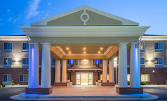 Holiday Inn Express Hotel & Suites