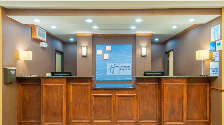 <b>Holiday Inn Express Hotel & Suites Lobby</b>. Images powered by <a href="https://www.leonardoworldwide.com/" title="Leonardo Worldwide" target="_blank">Leonardo</a>.