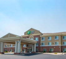 Holiday Inn Express Hotel & Suites Exterior