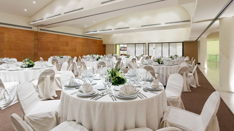 <b>Crowne Plaza Hotel Villahermosa Ballroom</b>. Images powered by <a href="https://www.leonardoworldwide.com/" title="Leonardo Worldwide" target="_blank">Leonardo</a>.