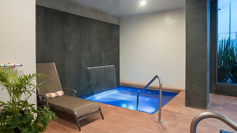 <b>Holiday Inn Express & Suites Juventud Pool</b>. Images powered by <a href="https://www.leonardoworldwide.com/" title="Leonardo Worldwide" target="_blank">Leonardo</a>.