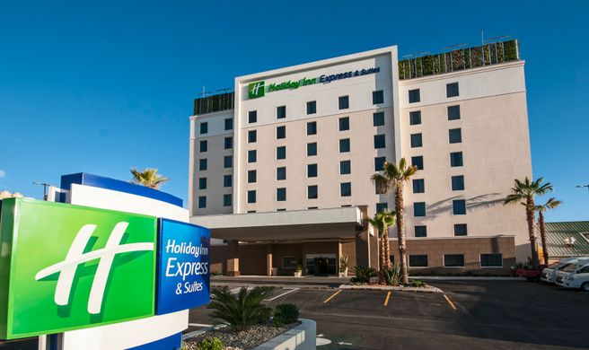 Holiday Inn Express & Suites Juventud Exterior