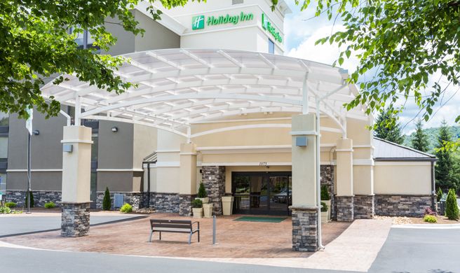 Holiday Inn Boone University Area Exterior