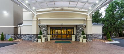 Holiday Inn Boone University Area Exterior