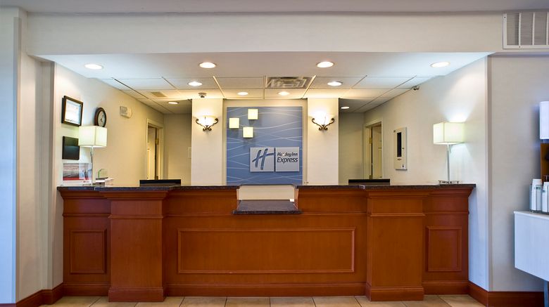 <b>Holiday Inn Express Lobby</b>. Images powered by <a href="https://www.leonardoworldwide.com/" title="Leonardo Worldwide" target="_blank">Leonardo</a>.