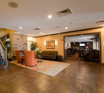 Holiday Inn Express Lobby
