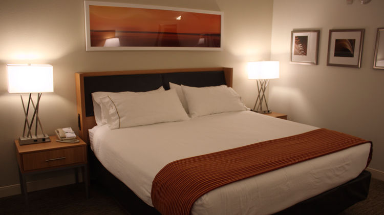 Holiday Inn Express Munising Room