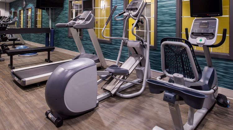 Holiday Inn Express Hotel & Suites Health Club