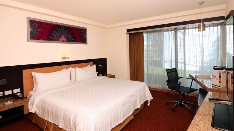 <b>Holiday Inn San Luis Potosi-Quijote Room</b>. Images powered by <a href="https://www.leonardoworldwide.com/" title="Leonardo Worldwide" target="_blank">Leonardo</a>.