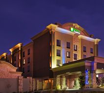 Holiday Inn Express Frisco Exterior