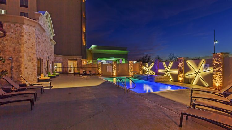Holiday Inn Express Frisco Pool