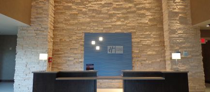 Holiday Inn Express Frisco Exterior