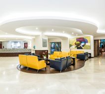 Holiday Inn Managua Convention Center Lobby