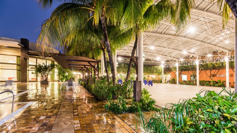 <b>Holiday Inn Managua Convention Center Pool</b>. Images powered by <a href="https://www.leonardoworldwide.com/" title="Leonardo Worldwide" target="_blank">Leonardo</a>.