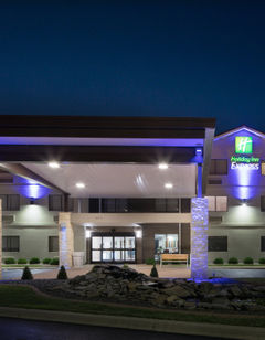 Holiday Inn Express Louisville Northeast