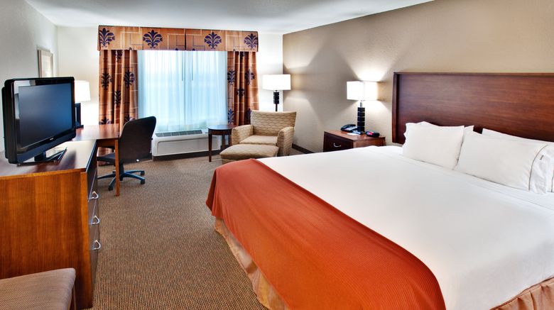 <b>Holiday Inn Express Hotel & Suites Room</b>. Images powered by <a href="https://www.leonardoworldwide.com/" title="Leonardo Worldwide" target="_blank">Leonardo</a>.