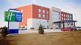 Holiday Inn Express & Suites Rantoul