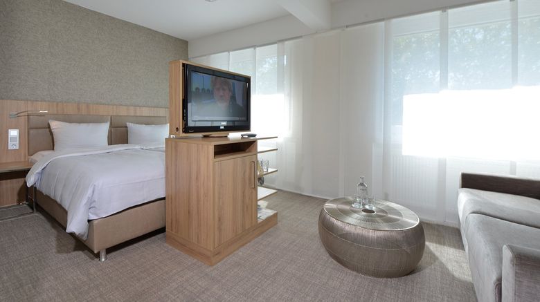 <b>Parkhotel Oberhausen Room</b>. Images powered by <a href="https://www.leonardoworldwide.com/" title="Leonardo Worldwide" target="_blank">Leonardo</a>.