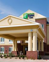 Holiday Inn Express & Suites Childress