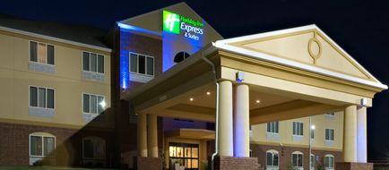 Holiday Inn Express & Suites Childress Exterior
