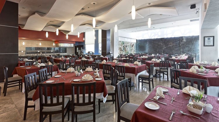 Holiday Inn Campeche Restaurant