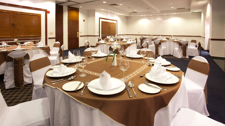 Holiday Inn Puebla La Noria Ballroom