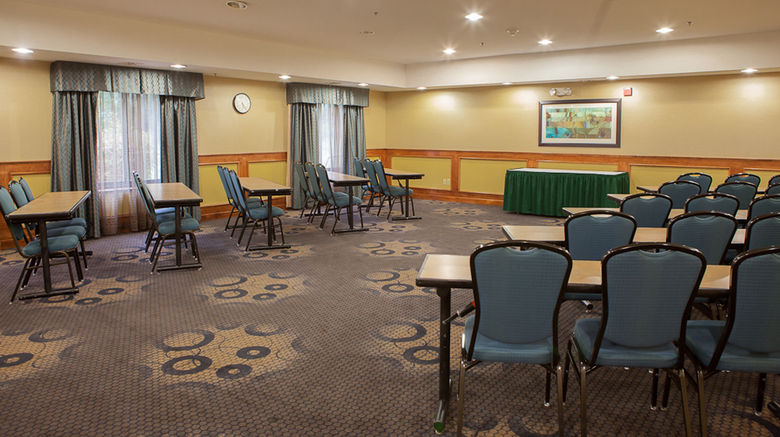 <b>Holiday Inn Express & Suites Canton Meeting</b>. Images powered by <a href="https://www.leonardoworldwide.com/" title="Leonardo Worldwide" target="_blank">Leonardo</a>.