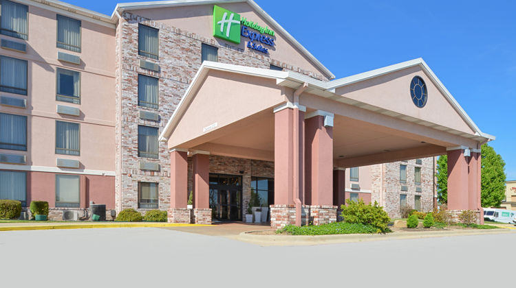 Holiday Inn Express & Suites Harrison Exterior