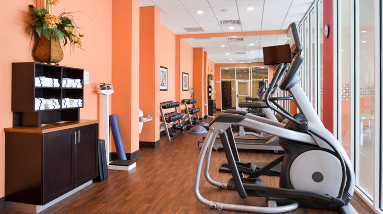 Holiday Inn West Medical Center Health Club