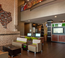Holiday Inn West Medical Center Lobby