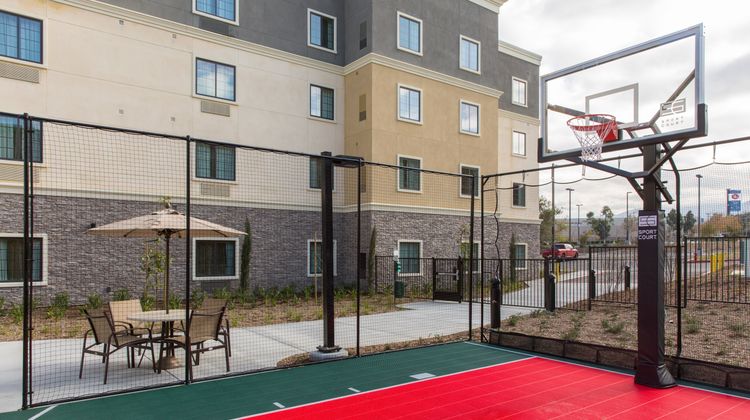 Staybridge Suites Corona South Recreation