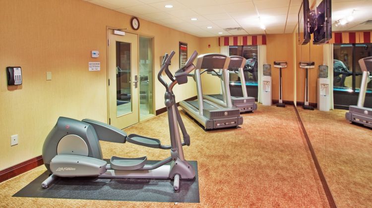 Holiday Inn Express Hotel & Suites Health Club
