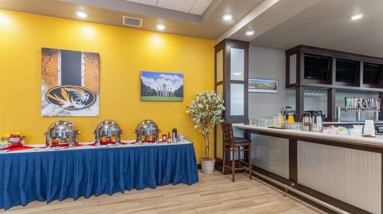 <b>Holiday Inn & Suites Jefferson City Restaurant</b>. Images powered by <a href="https://www.leonardoworldwide.com/" title="Leonardo Worldwide" target="_blank">Leonardo</a>.