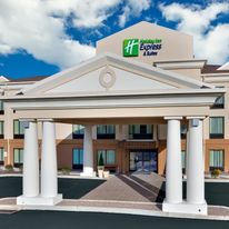 Holiday Inn Express Hotel & Suites