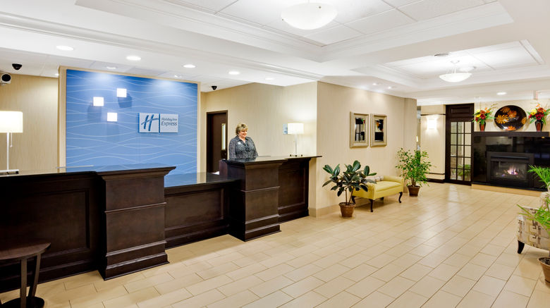 <b>Holiday Inn Express Hotel & Suites Lobby</b>. Images powered by <a href="https://www.leonardoworldwide.com/" title="Leonardo Worldwide" target="_blank">Leonardo</a>.