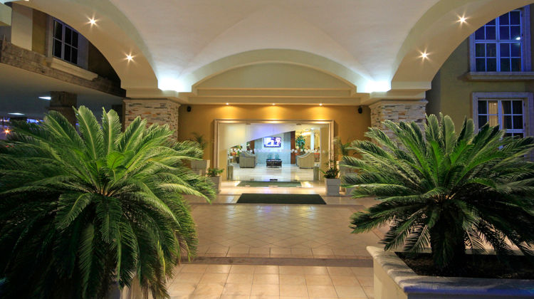 Holiday Inn Monclova Exterior