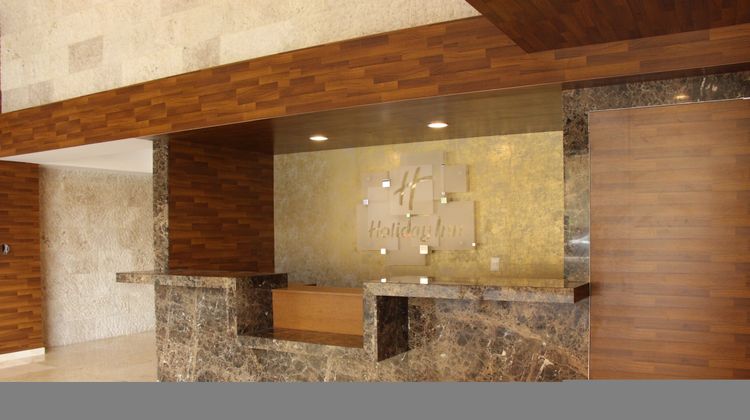 Holiday Inn Mexico Santa Fe Lobby