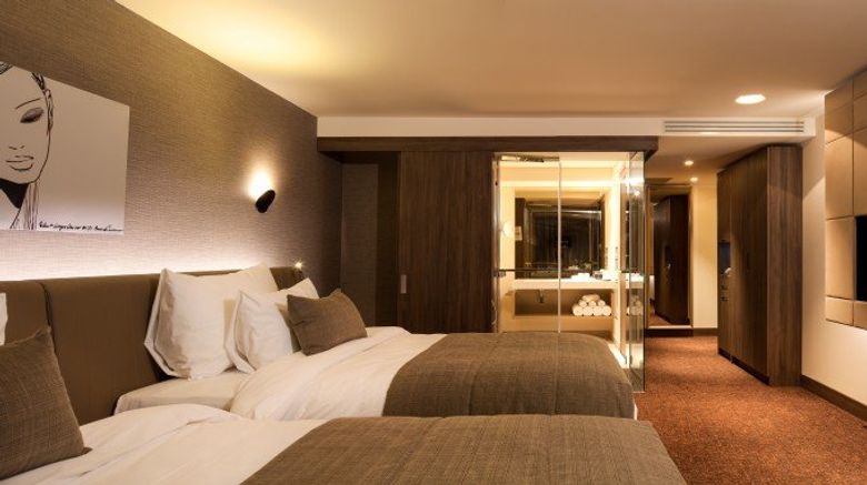<b>Kronwell Brasov Hotel Suite</b>. Images powered by <a href="https://www.leonardoworldwide.com/" title="Leonardo Worldwide" target="_blank">Leonardo</a>.