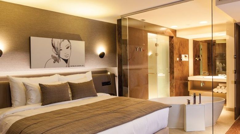 <b>Kronwell Brasov Hotel Room</b>. Images powered by <a href="https://www.leonardoworldwide.com/" title="Leonardo Worldwide" target="_blank">Leonardo</a>.