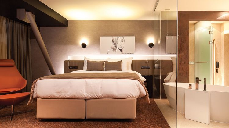 Kronwell Brasov Hotel Room
